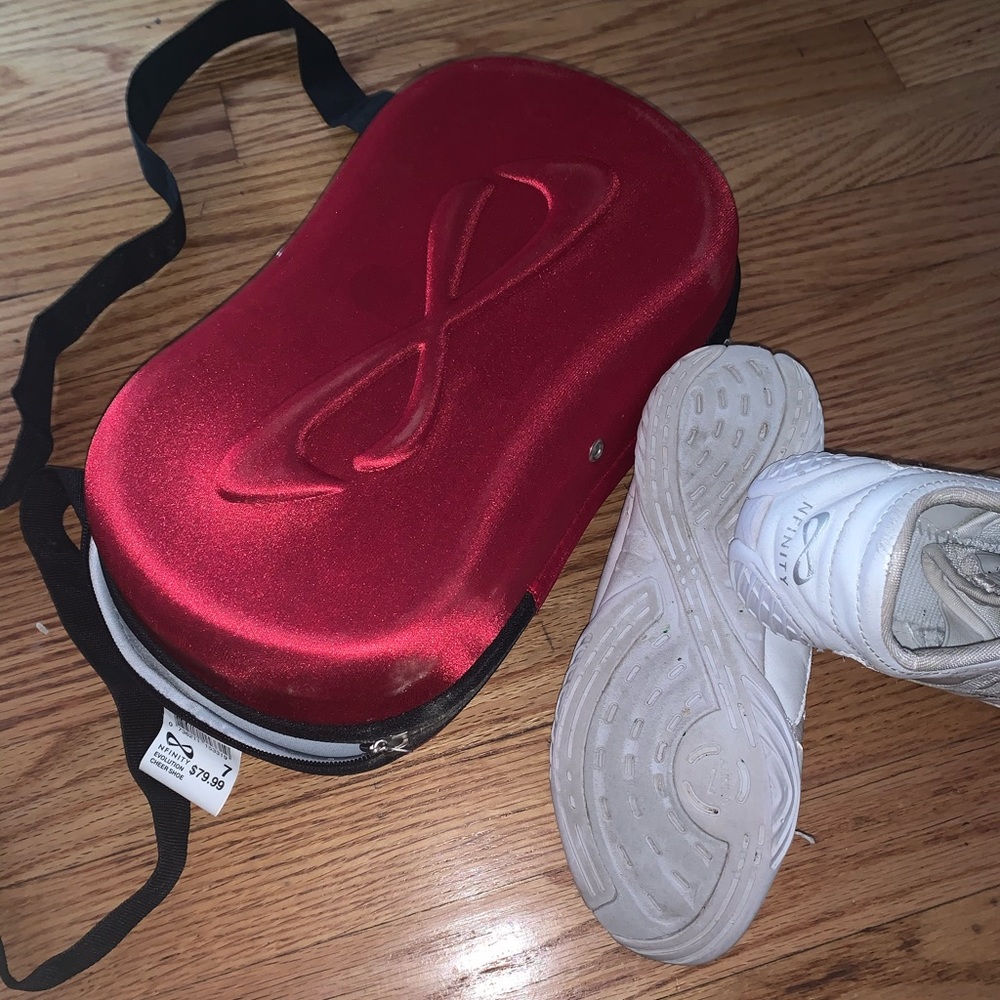 NFINITI EVOLUTION CHEER SHOE